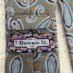 7 Downie St. Paisley Tie